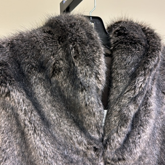 Cejon faux fur vest - Picture 2 of 8